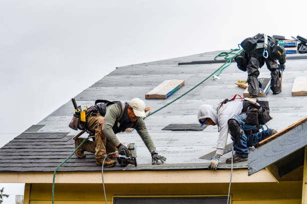 Professional Gutter Installation technician working in Arcadia, OK